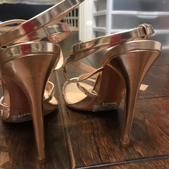 Schutz Gold Ilara Heels - Picture 7 of 8